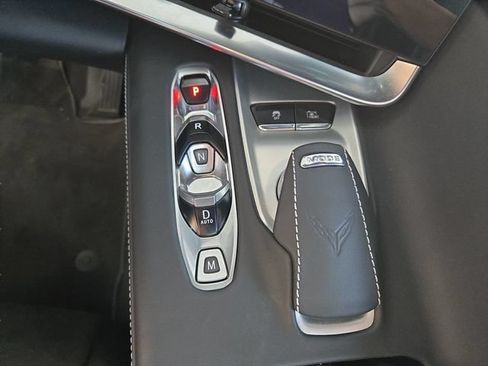 Used 2021 Chevrolet Corvette Stingray Premium Conv w/ Z51 Performance Package RWD image 29