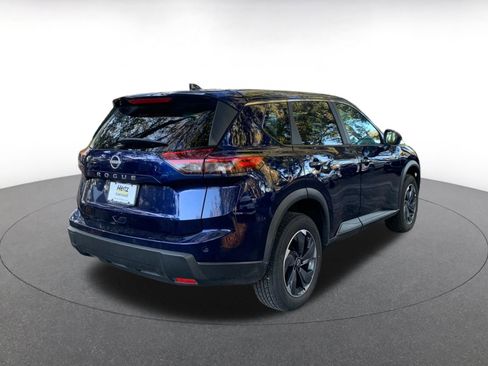 Used 2025 Nissan Rogue SV image 7
