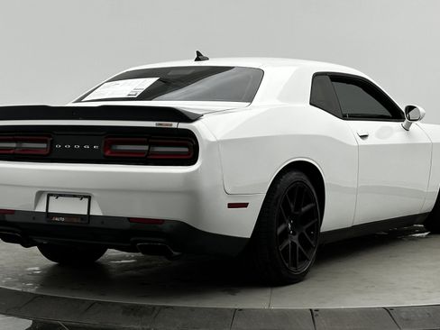 Used 2017 Dodge Challenger R/T Scat Pack image 7