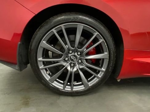 Used 2017 INFINITI Q60 Red Sport 400 image 17