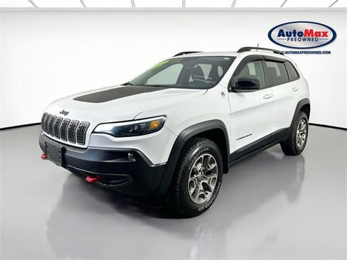 Used 2022 Jeep Cherokee Trailhawk image 4