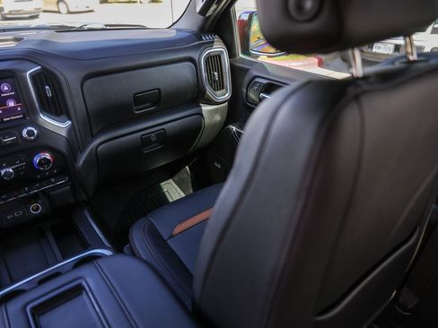 Used 2019 GMC Sierra 1500 AT4 w/ AT4 Premium Package image 31