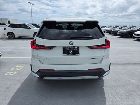 New 2026 BMW X1 xDrive28i w/ Technology Package AWD/4WD image 5