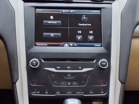 Used 2014 Ford Fusion Energi SE image 5