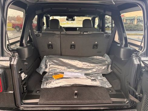 New 2026 Jeep Wrangler Willys AWD/4WD image 10