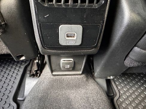 Used 2024 Jeep Compass Trailhawk image 11