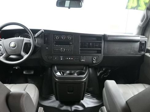 Used 2024 Chevrolet Express 3500 LS RWD image 16
