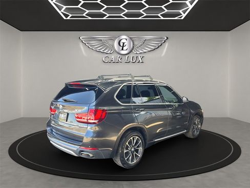 Used 2018 BMW X5 sDrive35i w/ M Sport Package image 6