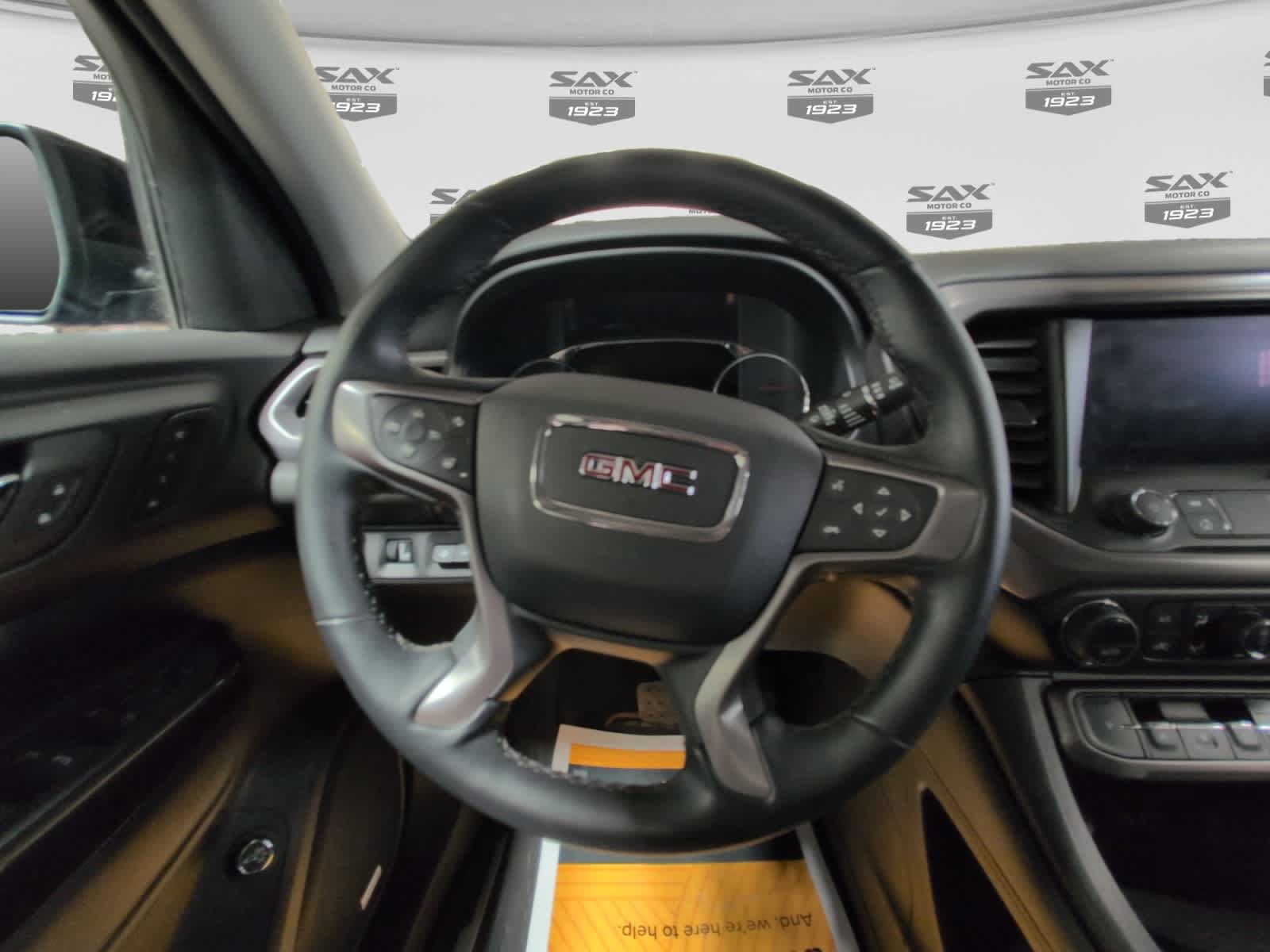 Used 2023 GMC Acadia AT4 w/ Technology Package AWD/4WD image 12