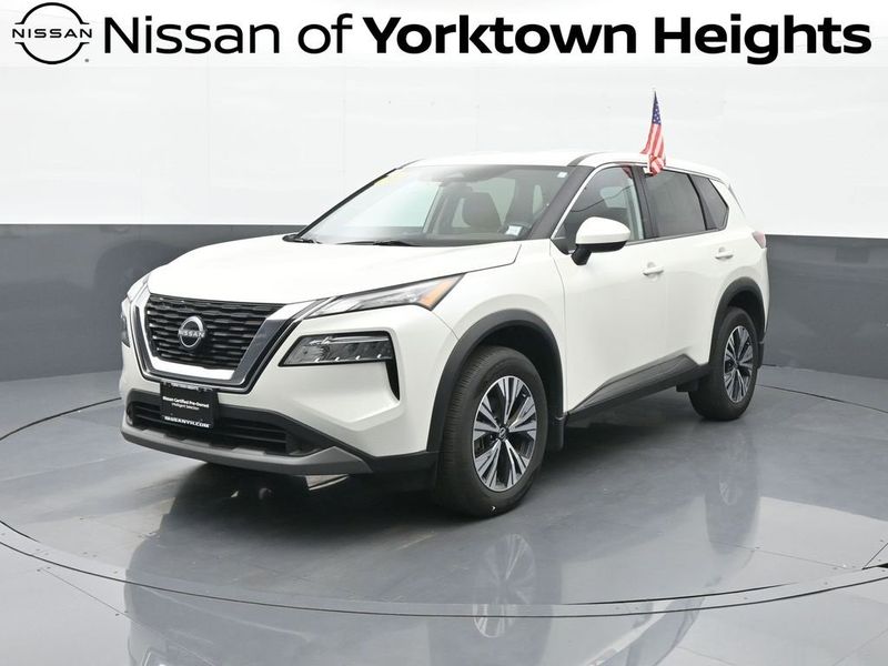 Certified 2023 Nissan Rogue SV image 1