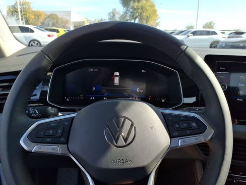 New 2026 Volkswagen Jetta SE FWD image 20