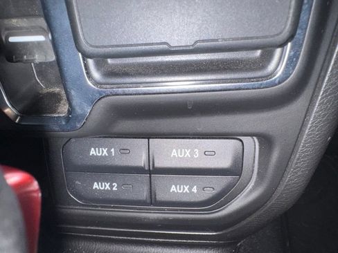 Used 2021 Jeep Gladiator Sport AWD/4WD image 16