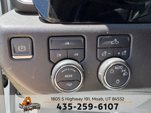 Used 2024 Chevrolet Silverado 2500 LT AWD/4WD image 25