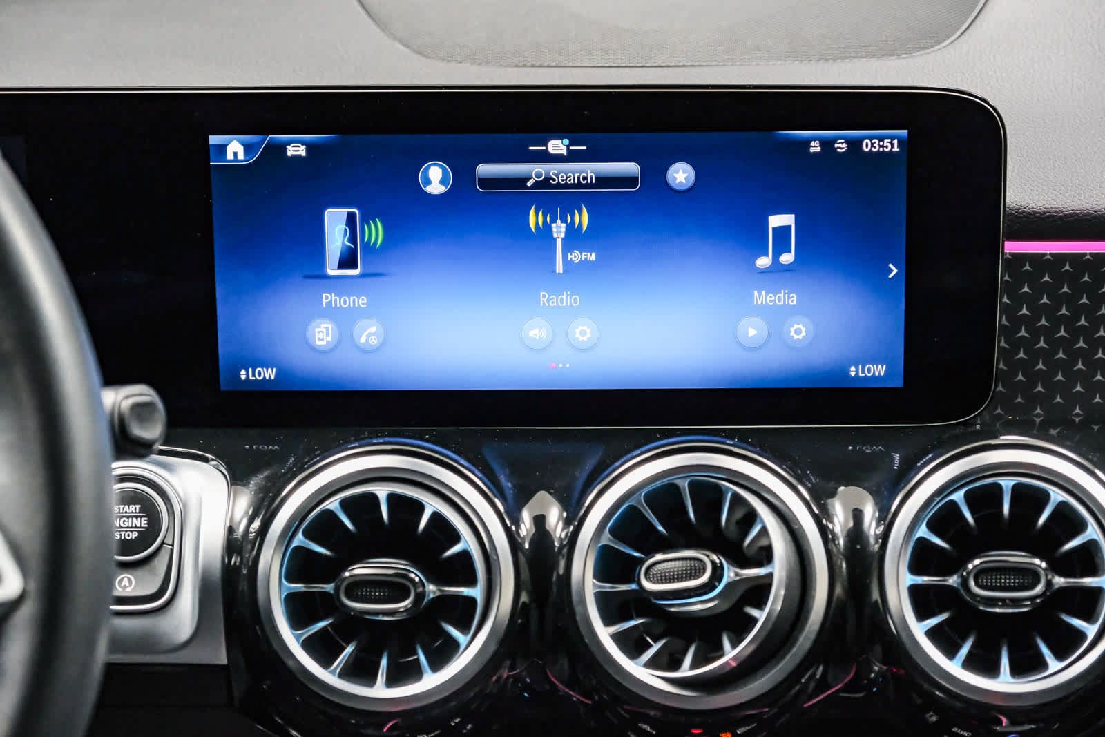 Used 2024 Mercedes-Benz GLB 250 image 18