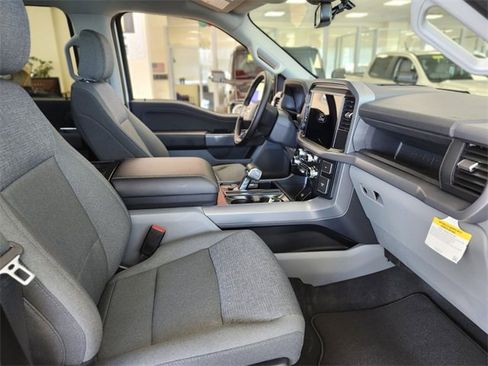 New 2025 Ford F150 Lightning XLT image 10