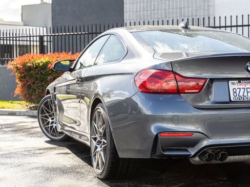 Used 2019 BMW M4 Coupe w/ Competition Package image 8