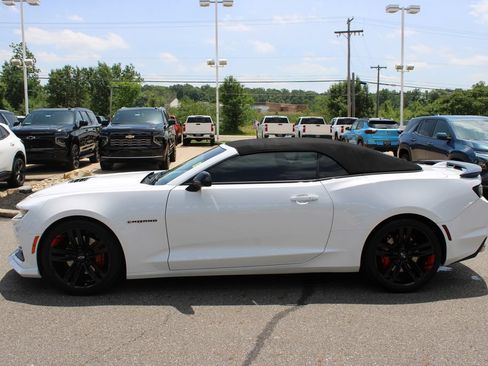 Certified 2023 Chevrolet Camaro SS w/ Redline Edition RWD image 32
