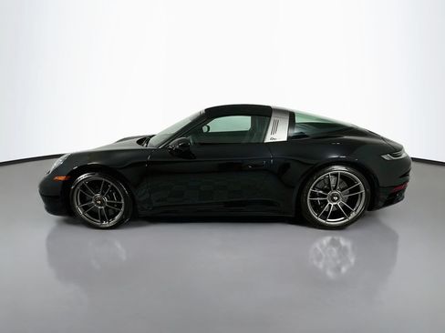 Certified 2022 Porsche 911 Targa 4 GTS AWD/4WD image 2