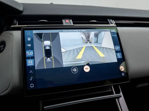 Used 2024 Land Rover Range Rover Velar Dynamic SE image 25