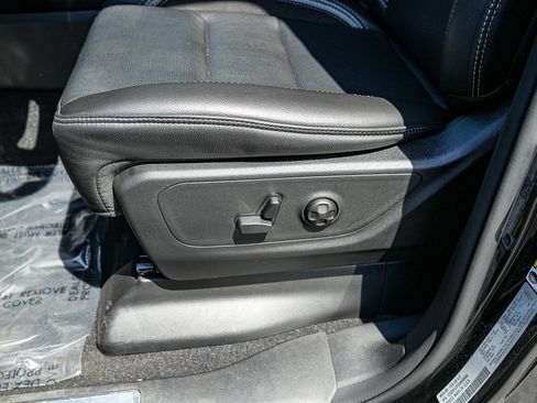 Used 2025 RAM 1500 RHO AWD/4WD image 19