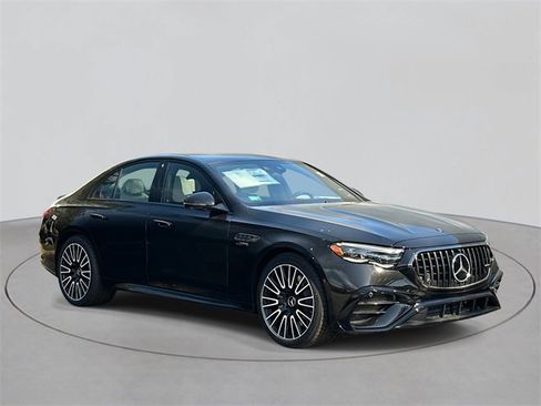 New 2026 Mercedes-Benz E 53 AMG e 4MATIC Sedan image 6