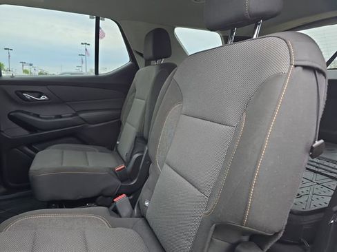Used 2019 Chevrolet Traverse LT FWD image 28