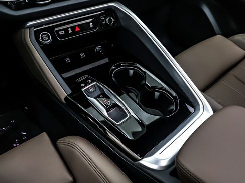 New 2025 Audi Q5 Premium Plus image 6