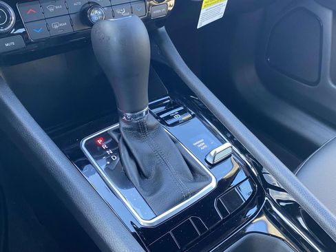 New 2026 Jeep Compass Limited image 29