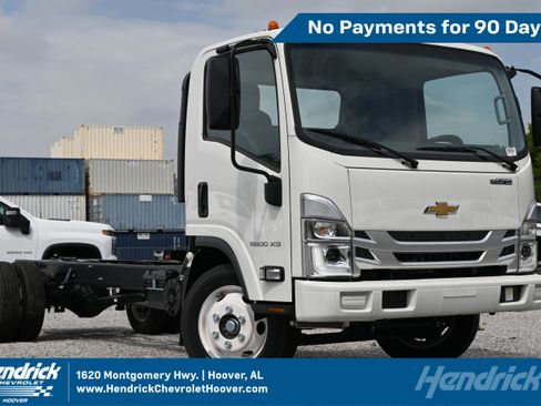 New 2025 Chevrolet Low Cab Forward 5500XG RWD image 1