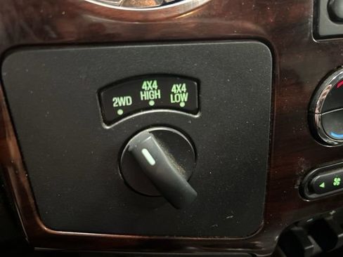 Used 2010 Ford F250 Lariat AWD/4WD image 24