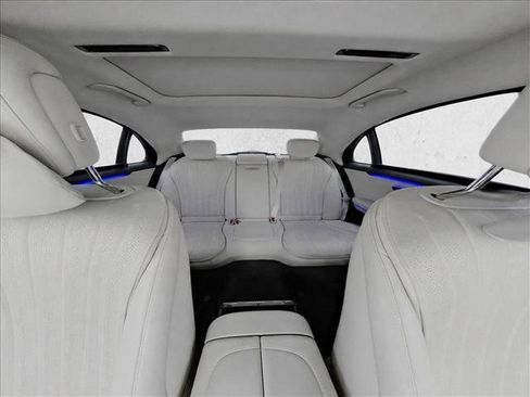 Used 2022 Mercedes-Benz S 500 4MATIC image 20