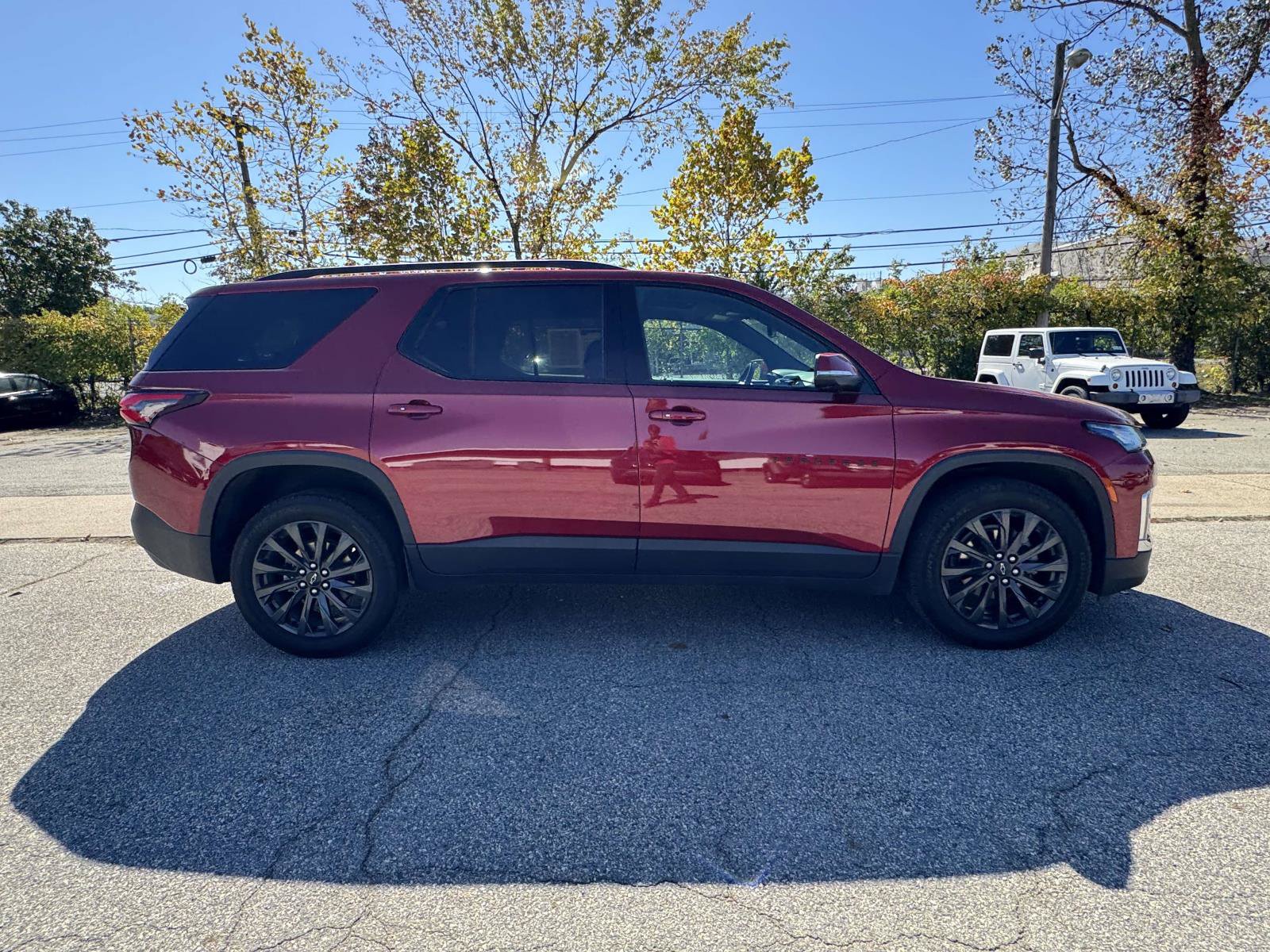 Used 2023 Chevrolet Traverse RS AWD/4WD image 6