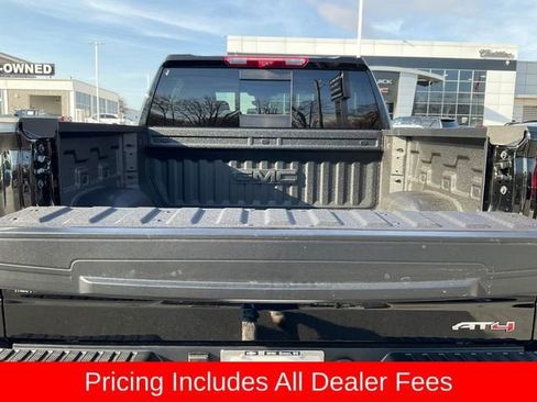 New 2026 GMC Sierra 1500 AT4 w/ AT4 Premium Package AWD/4WD image 17