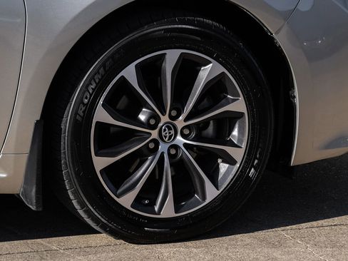 Used 2016 Toyota Avalon XLE Premium image 55