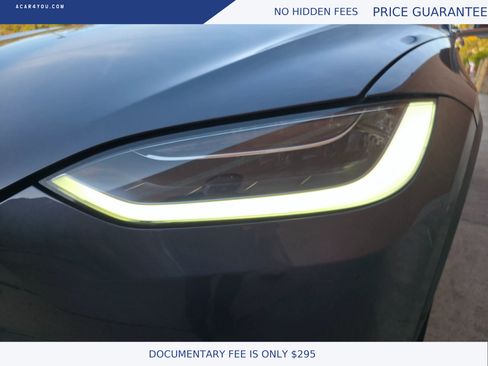 Used 2018 Tesla Model X P100D image 8