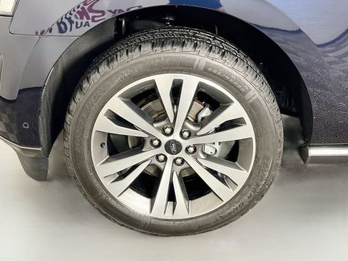 Used 2021 Ford Expedition Max Limited AWD/4WD image 10