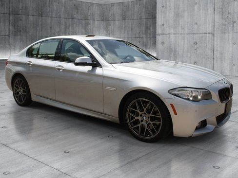 Used 2015 BMW 535i xDrive Sedan AWD/4WD image 7