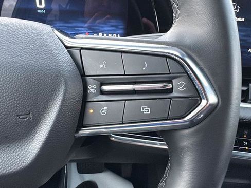 Used 2025 Chevrolet Equinox LT image 17