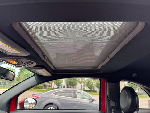 Used 2015 FIAT 500 Sport w/ Comfort/Convenience Group image 16