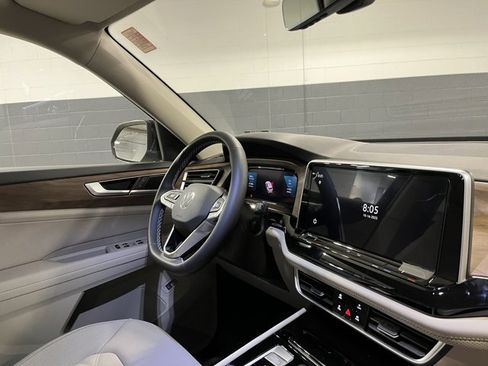 New 2026 Volkswagen Atlas SE image 5