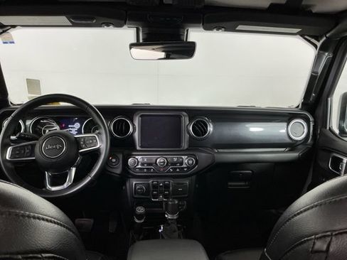 Used 2021 Jeep Wrangler Unlimited Sahara AWD/4WD image 24