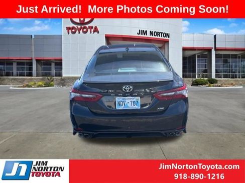 Used 2021 Toyota Camry XSE image 5