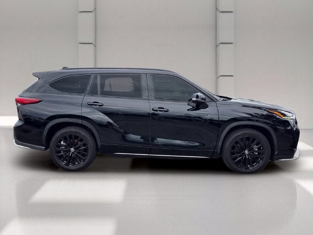 Used 2023 Toyota Highlander XSE AWD/4WD image 6