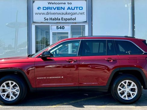 Used 2022 Jeep Grand Cherokee Limited image 45
