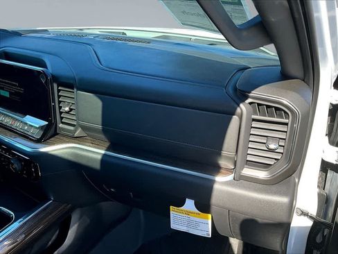 New 2026 Chevrolet Silverado 1500 RST w/ Dark Appearance Package AWD/4WD image 29