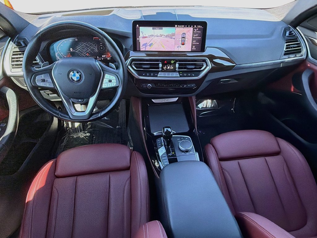 Used 2025 BMW X4 xDrive30i AWD/4WD image 15