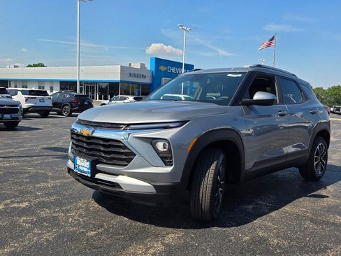 New 2026 Chevrolet TrailBlazer LT w/ Convenience Package image 3
