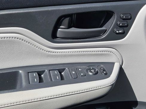 Used 2019 Honda Odyssey Touring image 25
