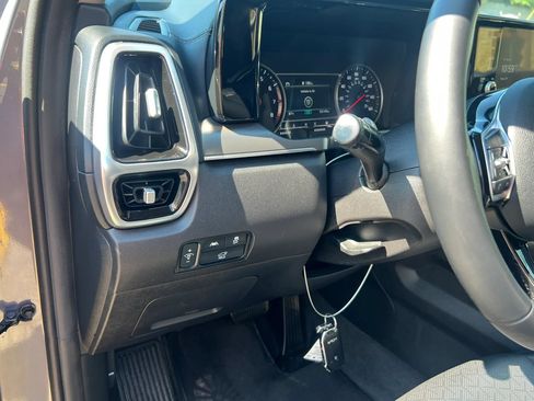 Used 2022 Kia Sorento SX AWD/4WD image 14