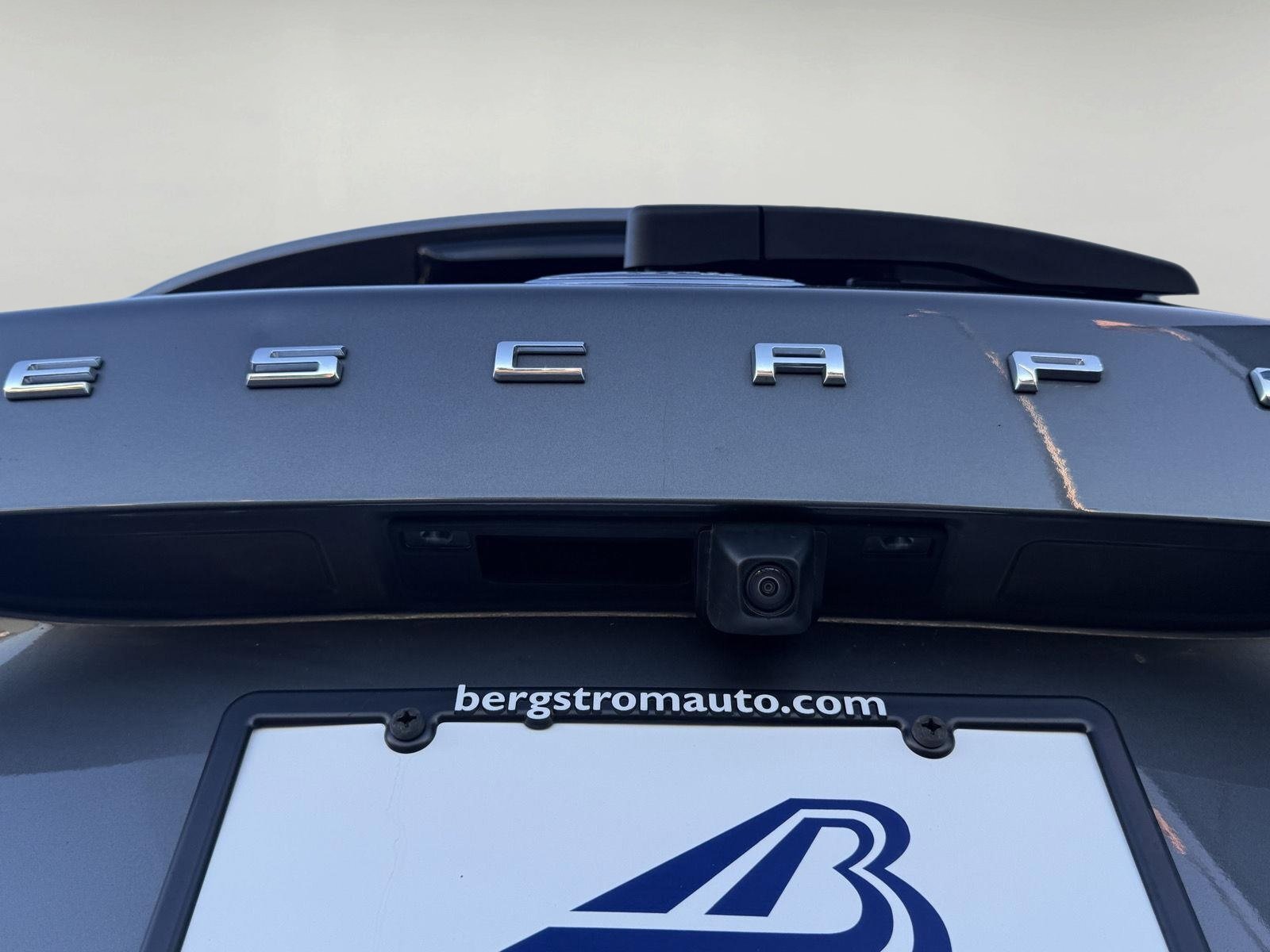 Used 2023 Ford Escape Active AWD/4WD image 11